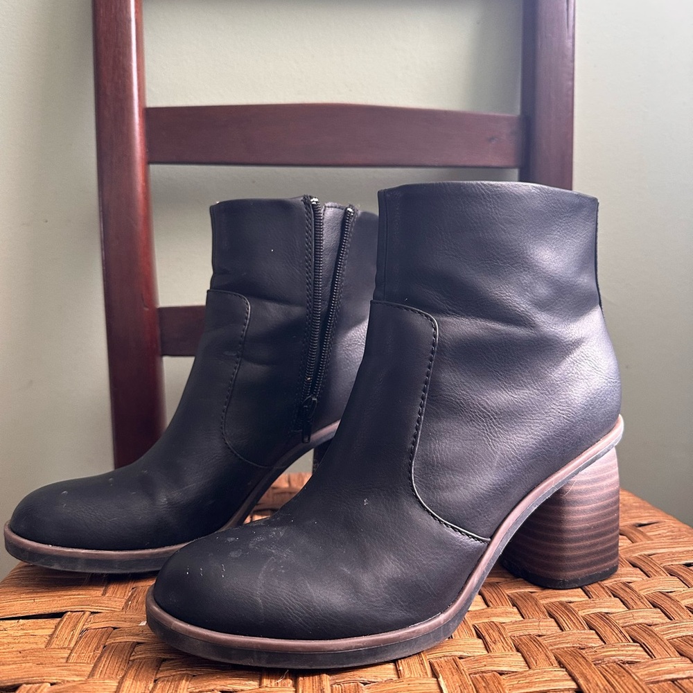 Korks side zip booties - Picture 2 of 4